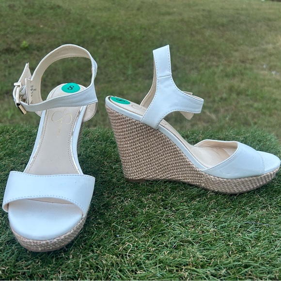 Jessica Simpson, Woman’s White Wedge Hills, size 8, worn once - Picture 1 of 5